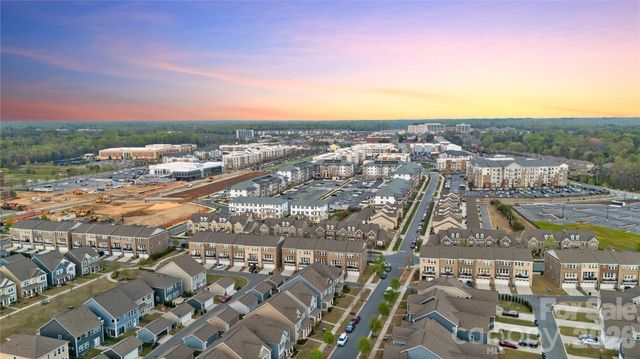 7026 Walnut Branch Lane, Charlotte, NC 28277