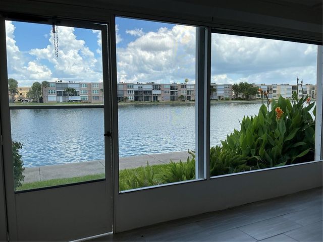 7645 SUN ISLAND DRIVE S 101, South Pasadena, FL 33707