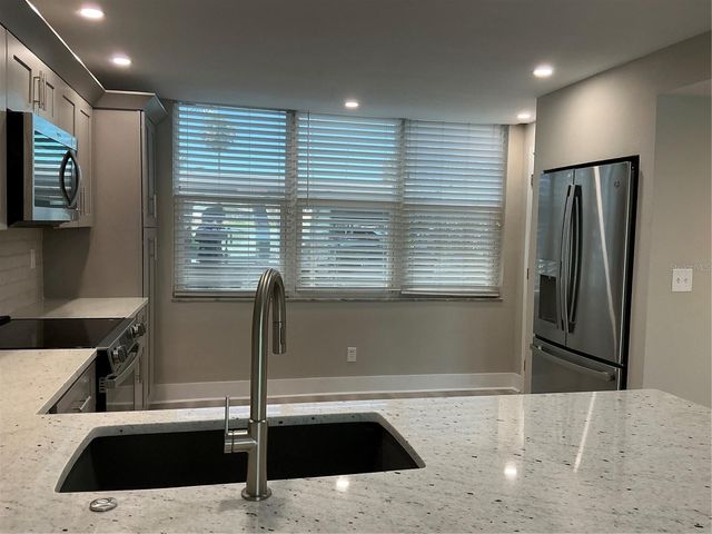 7645 SUN ISLAND DRIVE S 101, South Pasadena, FL 33707