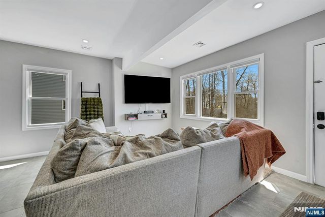 34 Shadyside Avenue, Dumont, NJ 07628