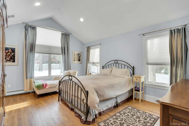 48 Randolph Drive, Dix Hills, NY 11746