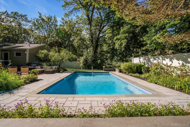 48 Randolph Drive, Dix Hills, NY 11746