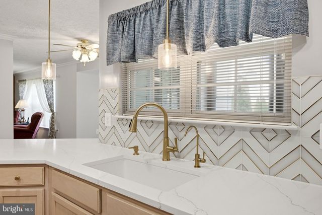 231 BENTLEY AVE, Winchester, VA 22602