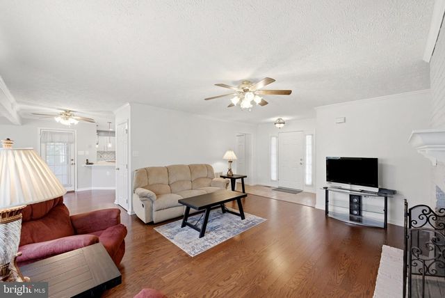 231 BENTLEY AVE, Winchester, VA 22602