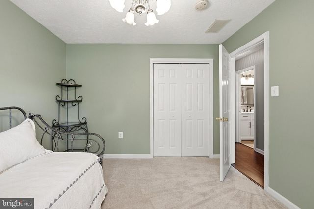231 BENTLEY AVE, Winchester, VA 22602