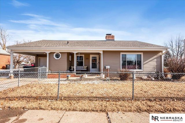 2303 N 60th Avenue, Omaha, NE 68104