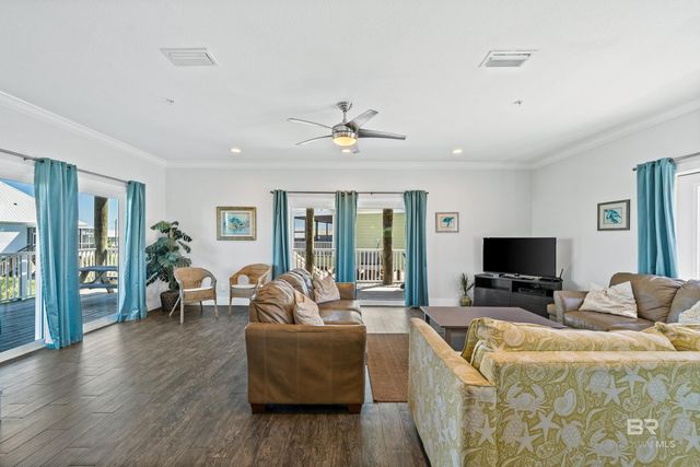 450 S Breakers Lane, Gulf Shores, AL 36542