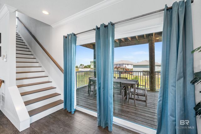 450 S Breakers Lane, Gulf Shores, AL 36542