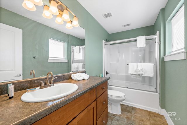 450 S Breakers Lane, Gulf Shores, AL 36542