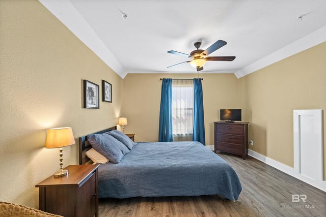 450 S Breakers Lane, Gulf Shores, AL 36542