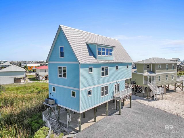 450 S Breakers Lane, Gulf Shores, AL 36542