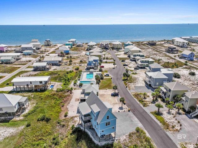 450 S Breakers Lane, Gulf Shores, AL 36542