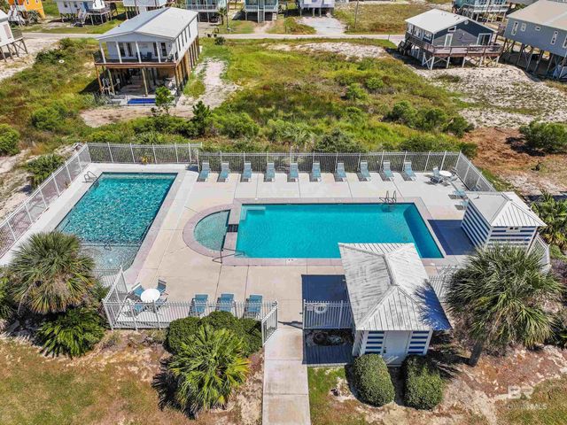 450 S Breakers Lane, Gulf Shores, AL 36542