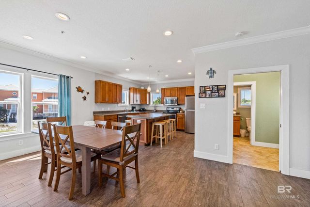 450 S Breakers Lane, Gulf Shores, AL 36542