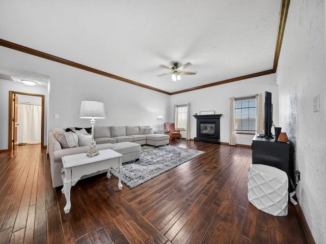 1010 N 23rd Avenue, Ozark, MO 65721