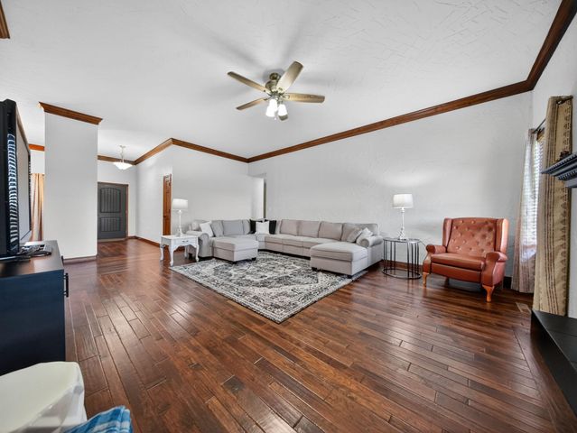 1010 N 23rd Avenue, Ozark, MO 65721