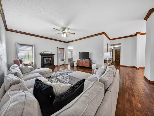 1010 N 23rd Avenue, Ozark, MO 65721
