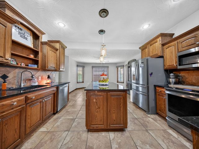 1010 N 23rd Avenue, Ozark, MO 65721