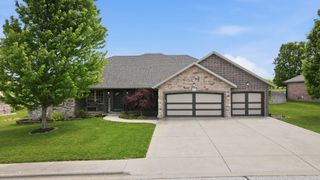 1010 N 23rd Avenue, Ozark, MO 65721