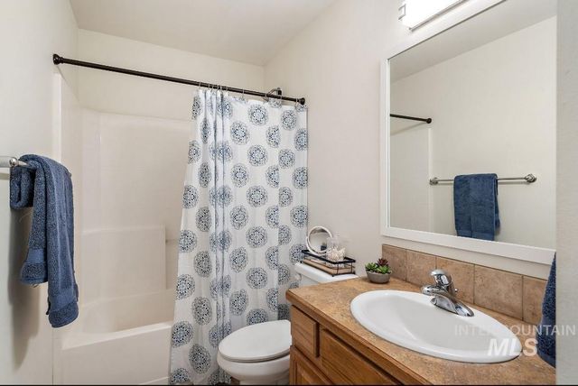 10959 W Rose Lake St, Star, ID 83669