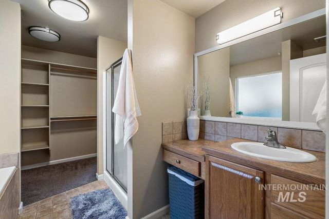 10959 W Rose Lake St, Star, ID 83669