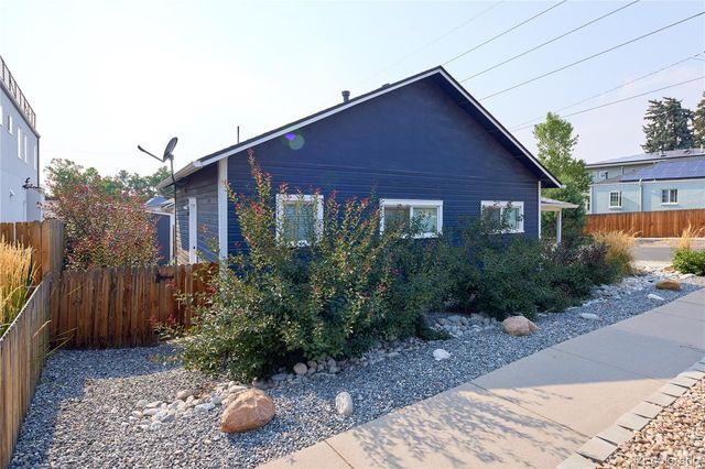 2901 S Sherman Street, Englewood, CO 80113