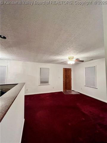 413 23rd Street, Dunbar, WV 25064