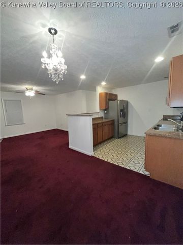 413 23rd Street, Dunbar, WV 25064