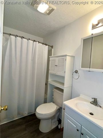 413 23rd Street, Dunbar, WV 25064