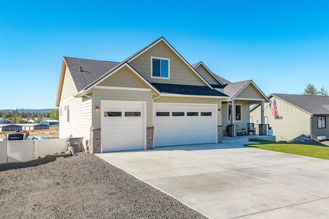 60829 Westview Dr, Nine Mile Falls, WA 99026