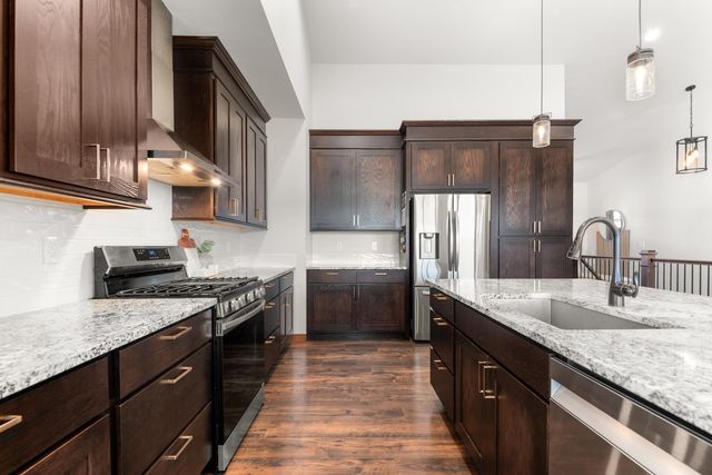 60829 Westview Dr, Nine Mile Falls, WA 99026