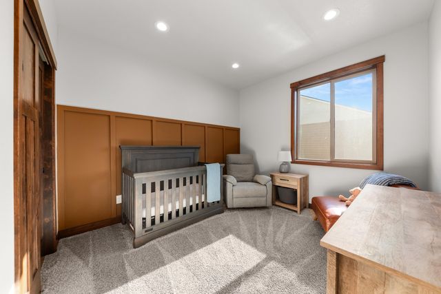 60829 Westview Dr, Nine Mile Falls, WA 99026