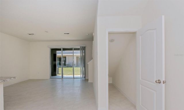 1280 YELLOW FINCH DRIVE, Davenport, FL 33837