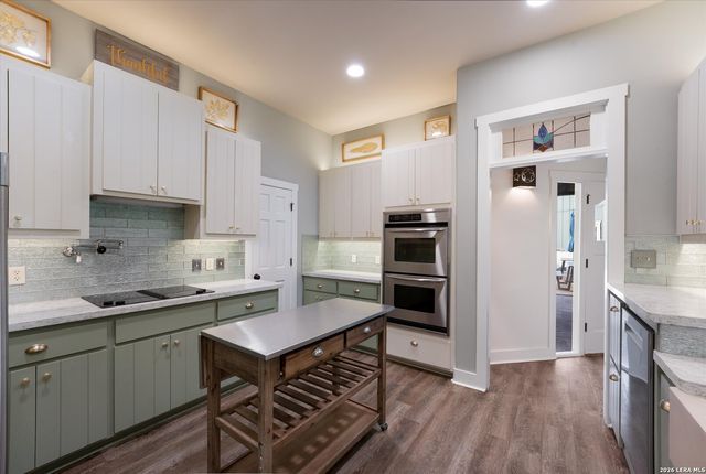 426 CORDILLERA TRCE, Boerne, TX 78006