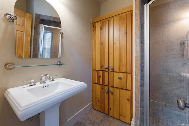 426 CORDILLERA TRCE, Boerne, TX 78006