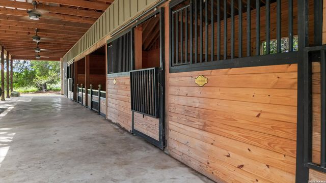 426 CORDILLERA TRCE, Boerne, TX 78006