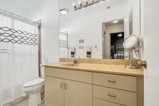 23417 Water Circle, Boca Raton, FL 33486
