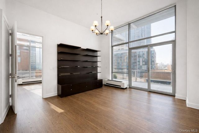 2626 Jackson Avenue 1001, Long Island City, NY 11101