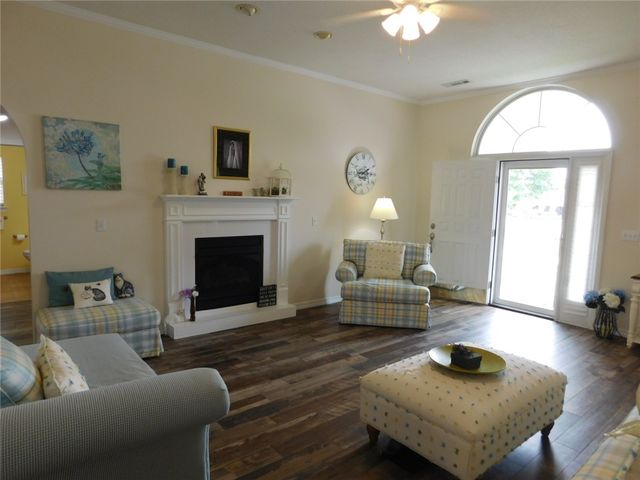 206 W Cedar Brook Place, Farmington, AR 72730