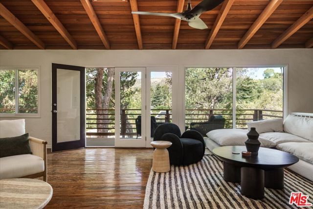 5637 Spreading Oak Drive, Los Angeles, CA 90068