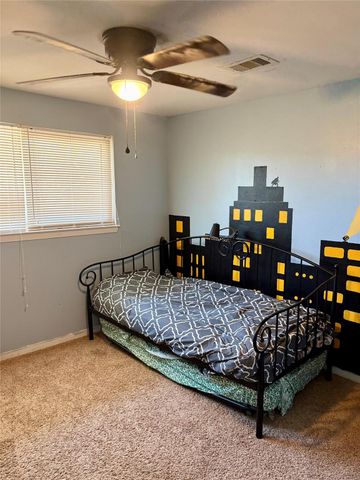 451 Southern Oaks Drive Drive, Lake Jackson, TX 77566