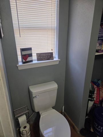 451 Southern Oaks Drive Drive, Lake Jackson, TX 77566