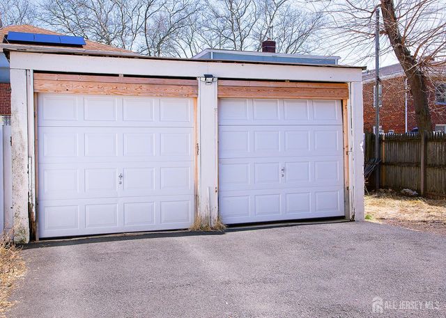 52 Smith Street, Newark, NJ 07106