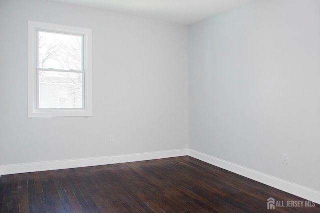 52 Smith Street, Newark, NJ 07106