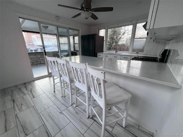 2522 Seymour Avenue, Bronx, NY 10469