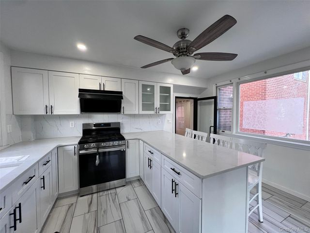 2522 Seymour Avenue, Bronx, NY 10469