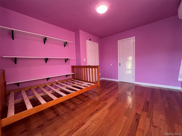 2522 Seymour Avenue, Bronx, NY 10469