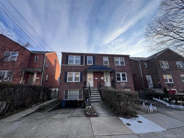 2522 Seymour Avenue, Bronx, NY 10469