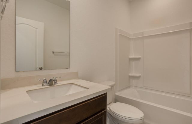 283 Prism Avenue SW, Rio Rancho, NM 87124