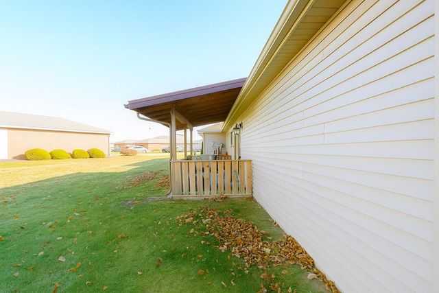 1111 Bogey Drive, Ontario, OH 44906